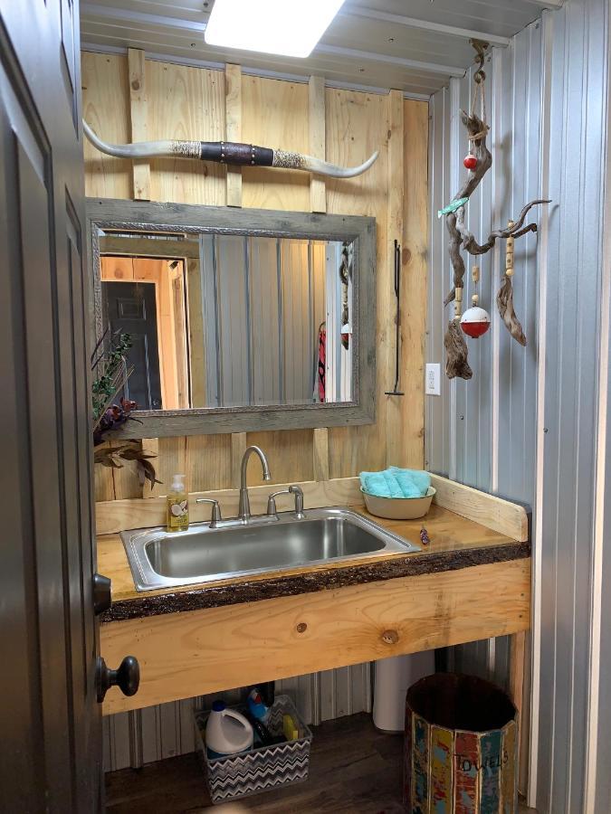 Fox Pass Cabins Bed & Breakfast Hot Springs Eksteriør bilde