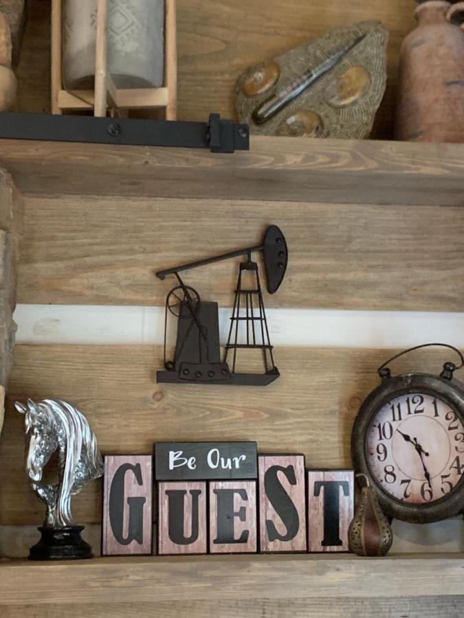Fox Pass Cabins Bed & Breakfast Hot Springs Eksteriør bilde